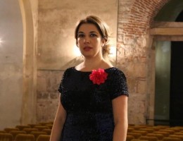 Даур Кове поздравил художественного руководителя Абгосфилармонии Эсму Джениа с юбилеем