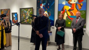 Юбилейная выставка «Время и пространство» художника Нугзара Логуа открылась в Сухуме