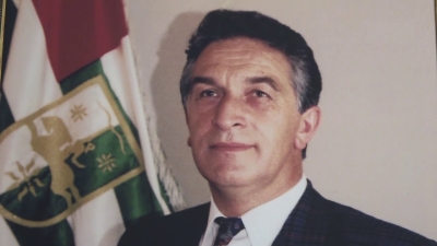 «За кем идут люди»