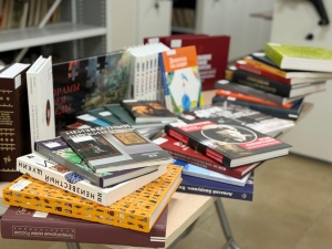 Крупные московские музеи передали книги Абхазии