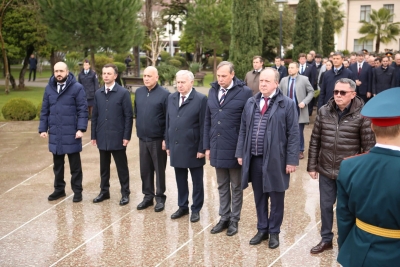 Министр культуры Даур Кове почтил память погибших в мартовской операции