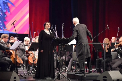 Песни Победы: концерт Хиблы Герзмава в Сухуме